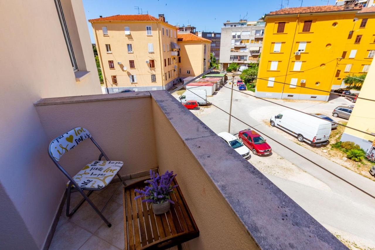 Vale Apartment With Balcony Задар Экстерьер фото